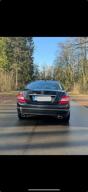 Gebraucht Mercedes C300 Avantgarde 231 PS (169 kW) 2010 Schwarz Limousine