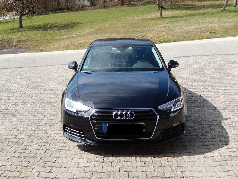 Gebraucht Audi A4 150 PS (110 kW) 2017 Schwarz Limousine