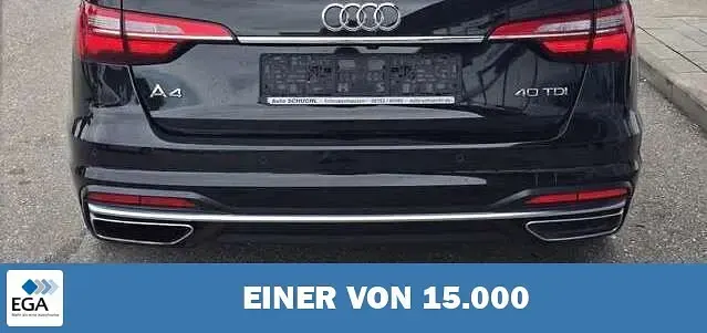 Gebraucht Audi A4 Advanced 204 PS (150 kW) 2022 Schwarz metallic Kombi