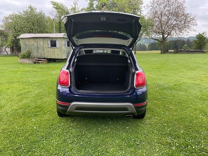 Blau Gebraucht 2016 Fiat 500X Cross SUV | 10.500 € (Guter Preis) - Bild 1/4