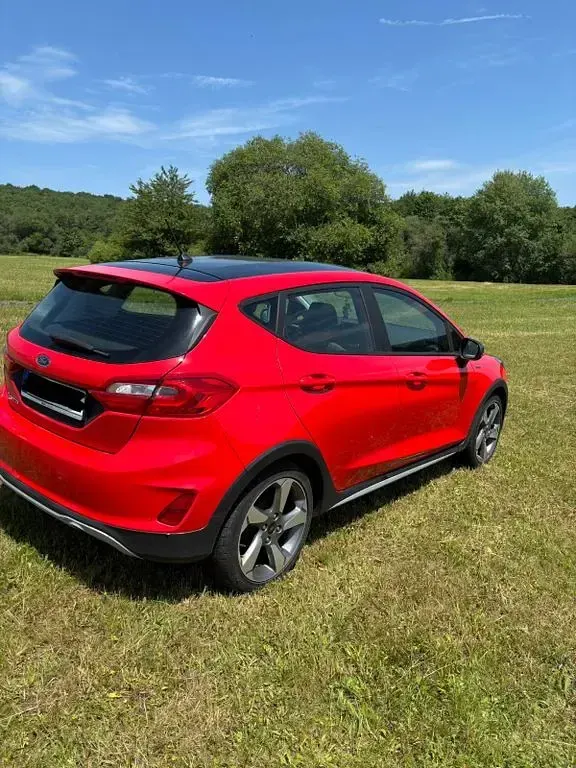 Gebraucht Ford Fiesta Active 86 PS (63 kW) 2018 Rot Kleinwagen