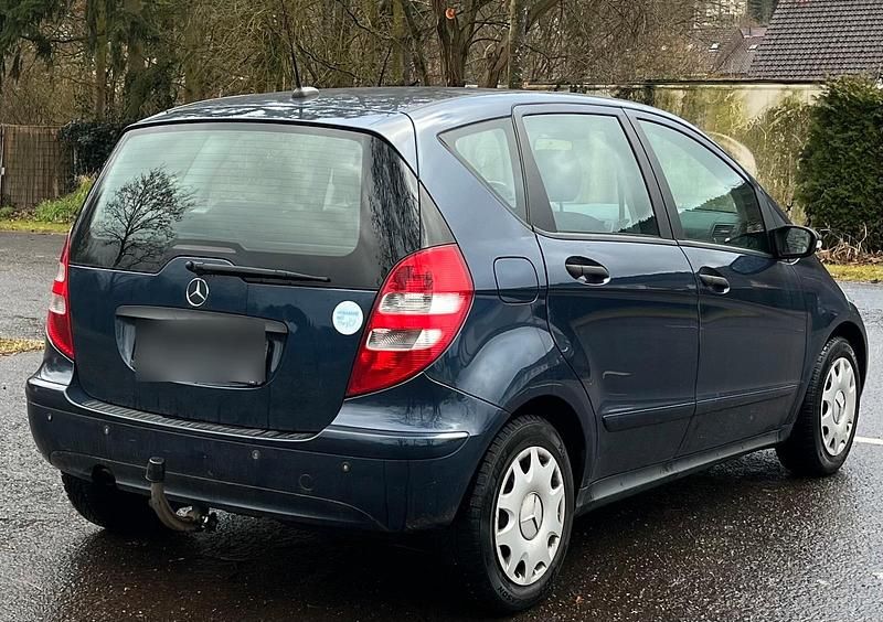 Gebraucht Mercedes A150 95 PS (69 kW) 2005 Blau Limousine