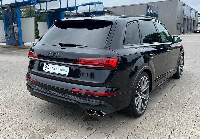 Gebraucht Audi SQ7 Sport 507 PS (372 kW) 2021 Schwarz SUV
