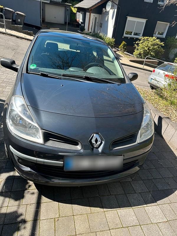 Second-hand Renault Clio II 2007 Hatchback
