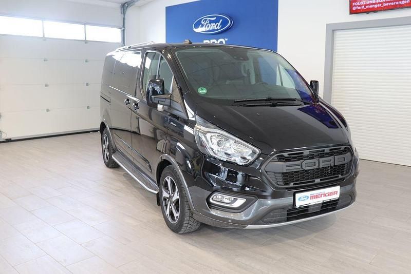Schwarz Gebraucht 2023 Ford Tourneo Custom Active Van / Kleinbus | 41.950 € (Superpreis) - Bild 1/4