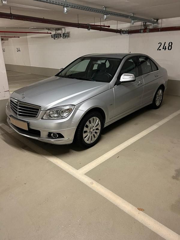 Silber Gebraucht 2007 Mercedes C180 Elegance Limousine | 6.600 € (Fairer Preis) - Bild 1/4