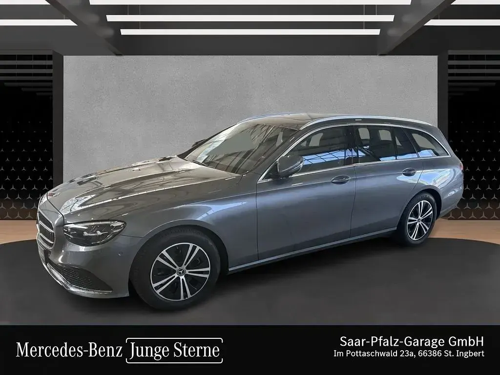 Gebraucht Mercedes E220 Avantgarde 200 PS (147 kW) 2022 Lack selenitgrau Kombi