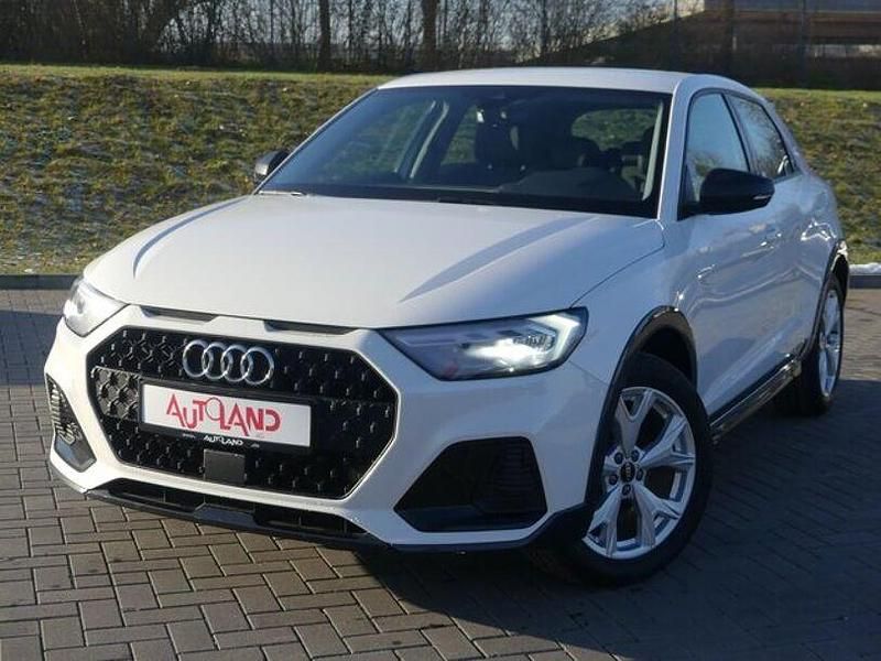 Gebraucht Audi A1 Comfort 110 PS (80 kW) 2023 Weiß SUV