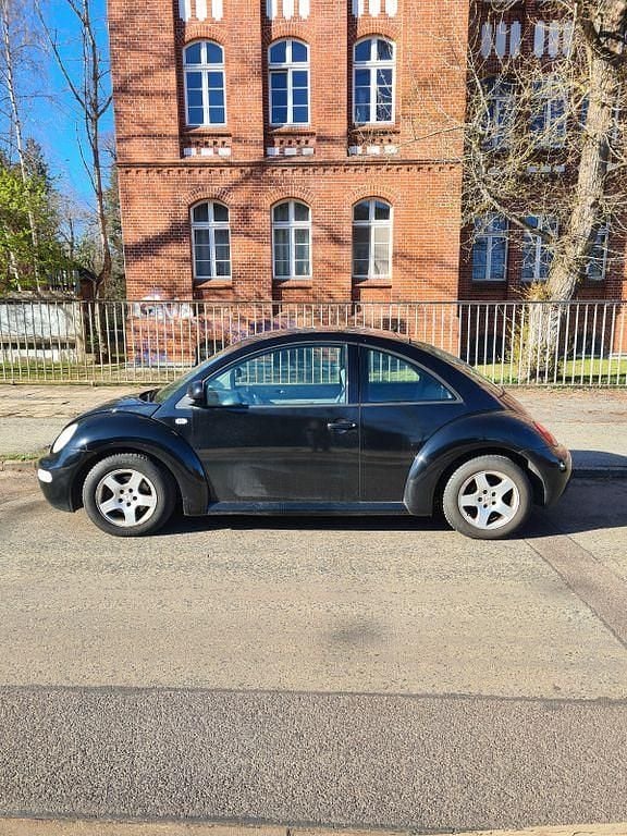 Gebraucht VW New Beetle 116 PS (85 kW) 2000 Schwarz Kleinwagen