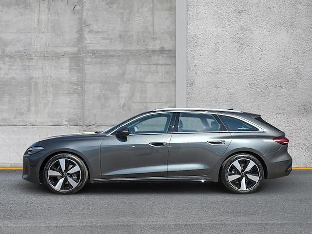 Second-hand Audi A5 S-Line 150 CP (110 kW) 2025 Gri Coupe