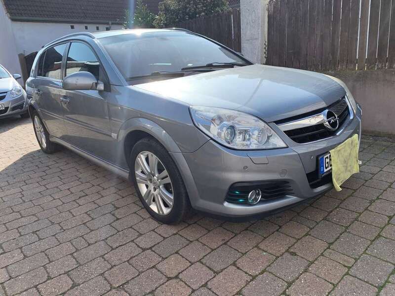 Grau Gebraucht 2007 Opel Signum Kombi | 2.100 € (Fairer Preis) - Bild 1/4