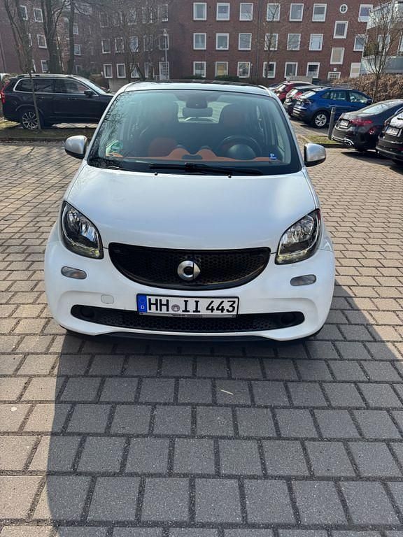 Gebraucht Smart ForFour Passion 71 PS (52 kW) 2015 Weiß Kleinwagen