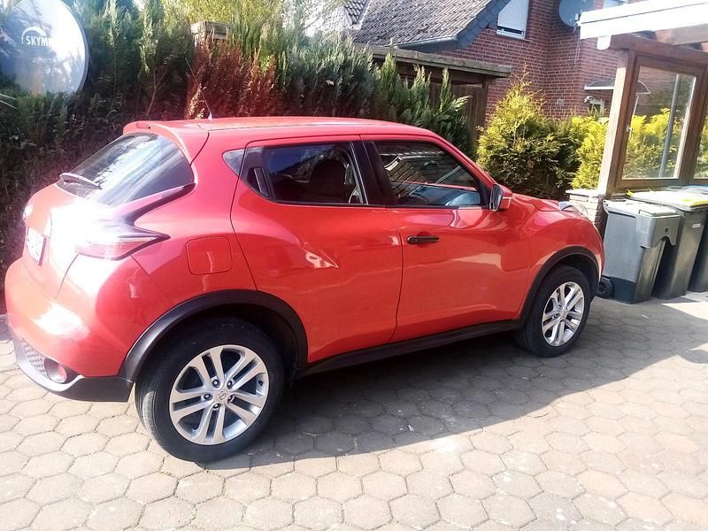 Rot Gebraucht 2017 Nissan Juke SUV | 8.300 € (Guter Preis) - Bild 1/3