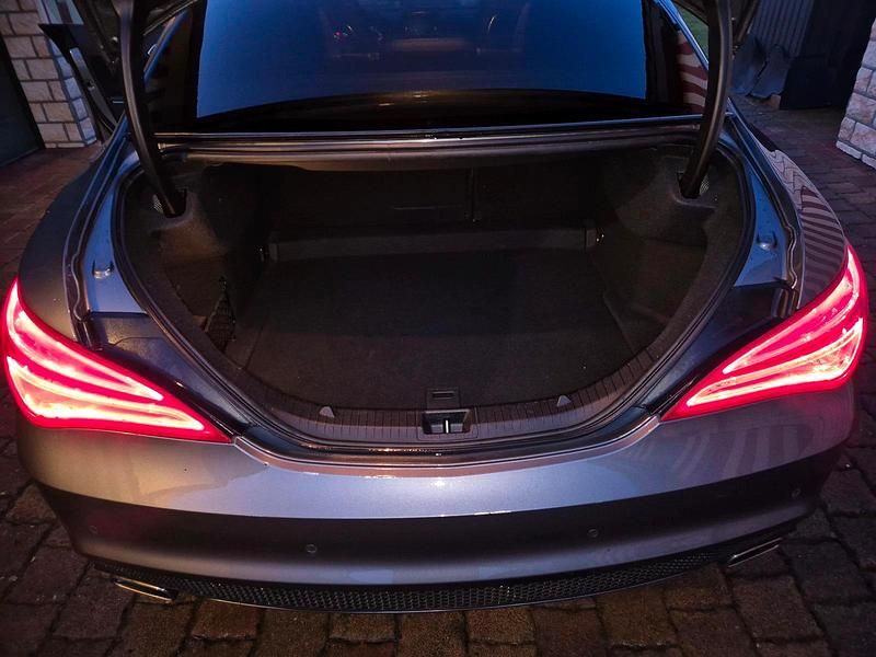 Gebraucht Mercedes CLA200 AMG 156 PS (114 kW) 2013 Grau Coupé