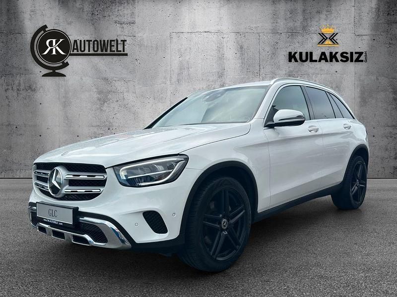 Weiß Gebraucht 2019 Mercedes GLC220 SUV | 29.864 € (Fairer Preis) - Bild 1/4
