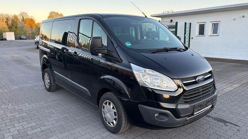 Gebraucht Ford Transit Trend 131 PS (96 kW) 2016 Schwarz Kombi