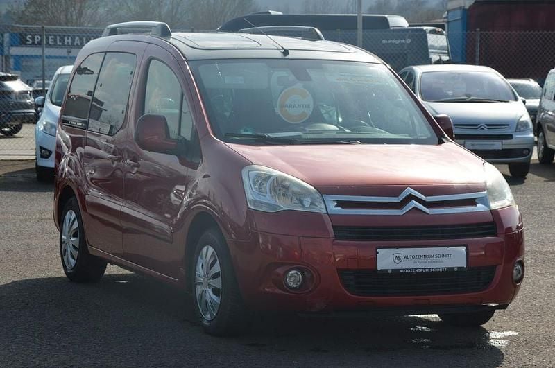 Gebraucht Citroën Berlingo 109 PS (80 kW) 2009 Rouge lucifer Van / Kleinbus
