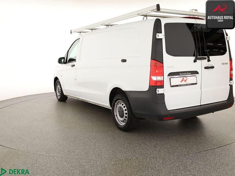 Gebraucht Mercedes Vito 102 PS (75 kW) 2021 Weiß Van
