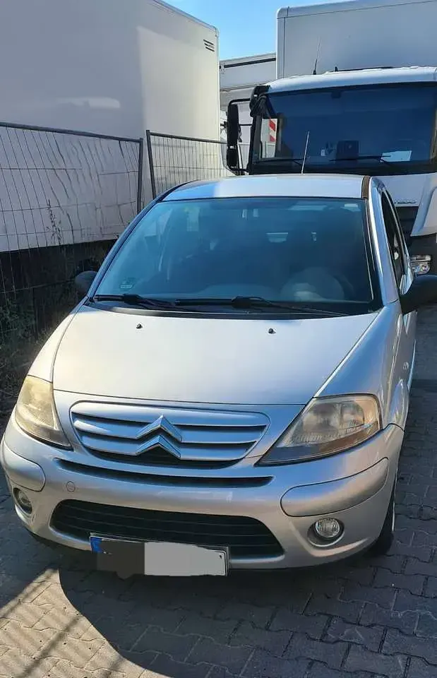 Gebraucht Citroën C3 Comfort 88 PS (64 kW) 2006 Silber Limousine