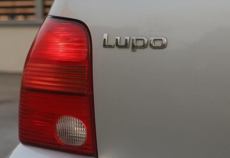 Silber Gebraucht 2002 VW Lupo Kleinwagen | 1.299 € (Fairer Preis) - Bild 1/4