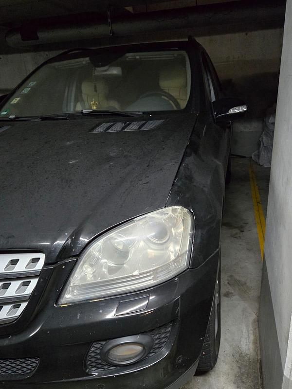 Gebraucht Mercedes ML320 224 PS (164 kW) 2006 Schwarz SUV