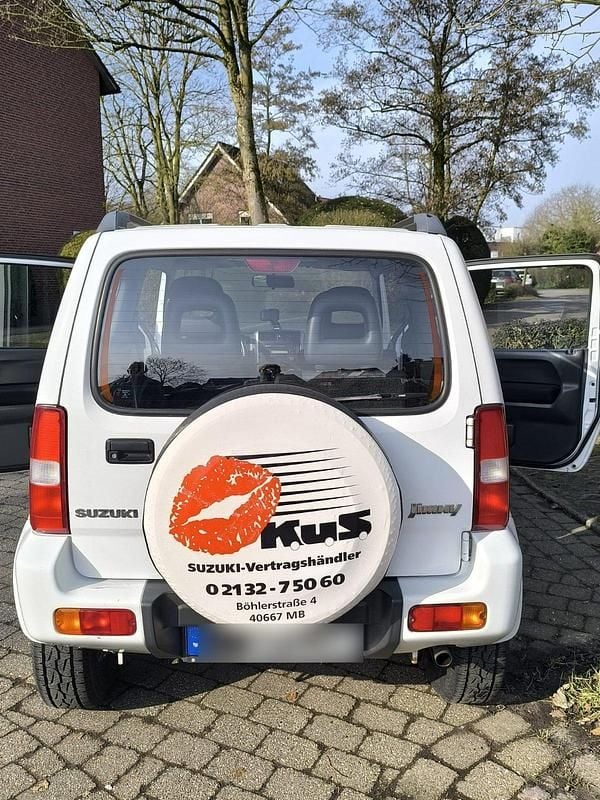 Gebraucht Suzuki Jimny 80 PS (58 kW) 2010 Weiß SUV