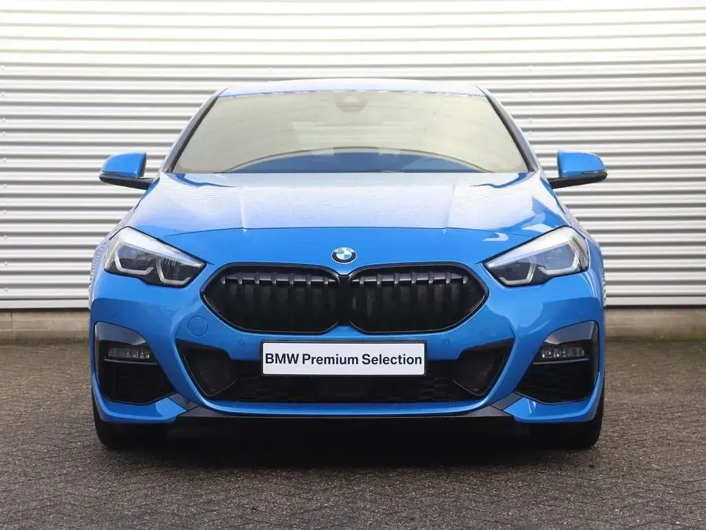 Używany BMW 220 Executive 178 KM (130 kW) 2023 Niebieski Coupe