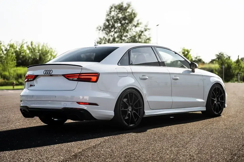 Gebraucht Audi RS3 Sport 400 PS (294 kW) 2018 Gletscherweiss Limousine