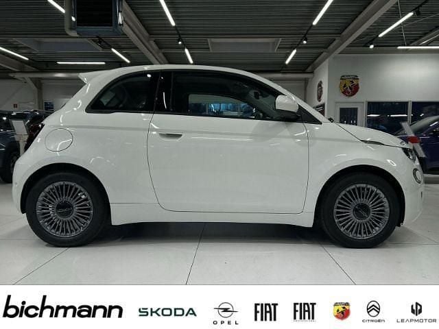 Neu Fiat 500e Icon 69 kW (95 PS) 2025 Weiss Kleinwagen
