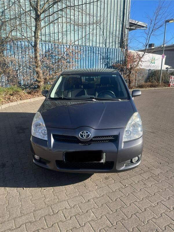 Grau Gebraucht 2009 Toyota Corolla Verso Van / Kleinbus | 4.500 € (Fairer Preis) - Bild 1/4