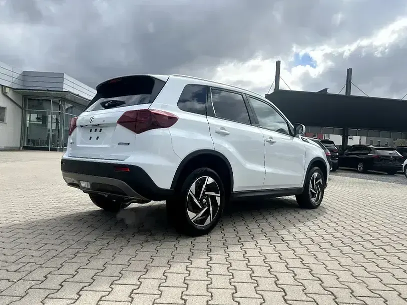 Neu Suzuki Vitara GLX 110 PS (80 kW) 2025 Perlweiss metallic SUV
