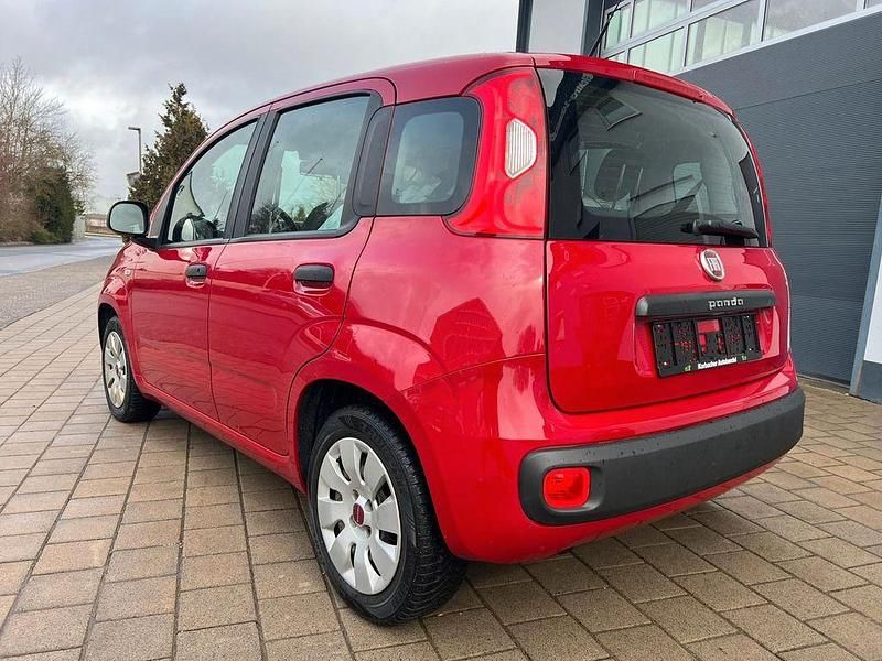 Gebraucht Fiat Panda Pop 69 PS (50 kW) 2016 Rot Kleinwagen