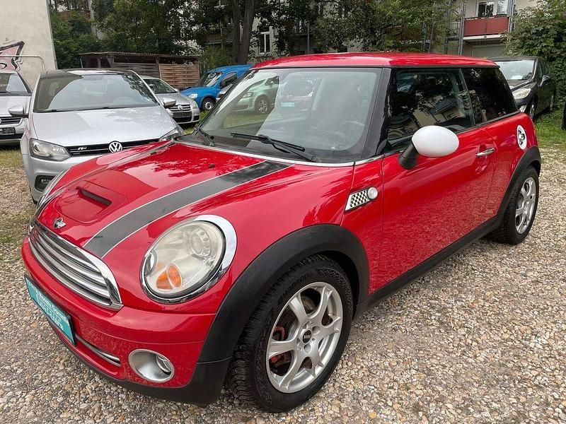 Rot Gebraucht 2008 Mini ONE Kleinwagen | 3.490 € (Fairer Preis) - Bild 1/4