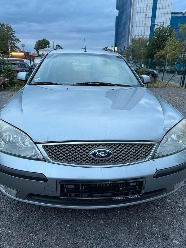 Silber Gebraucht 2004 Ford Mondeo Kombi | 1.799 € (Fairer Preis) - Bild 1/4