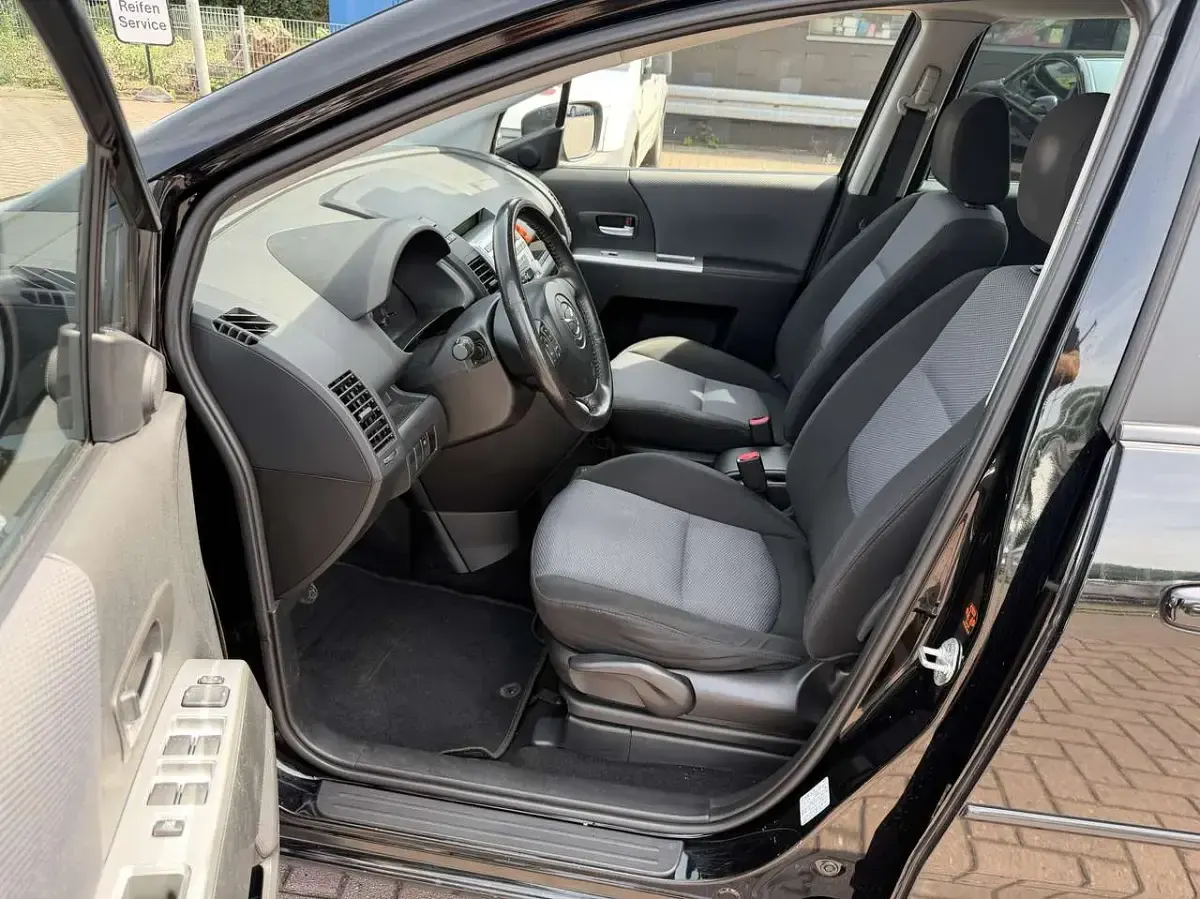 Gebraucht Mazda 5 145 PS (106 kW) 2008 Brillantschwarz Van / Kleinbus