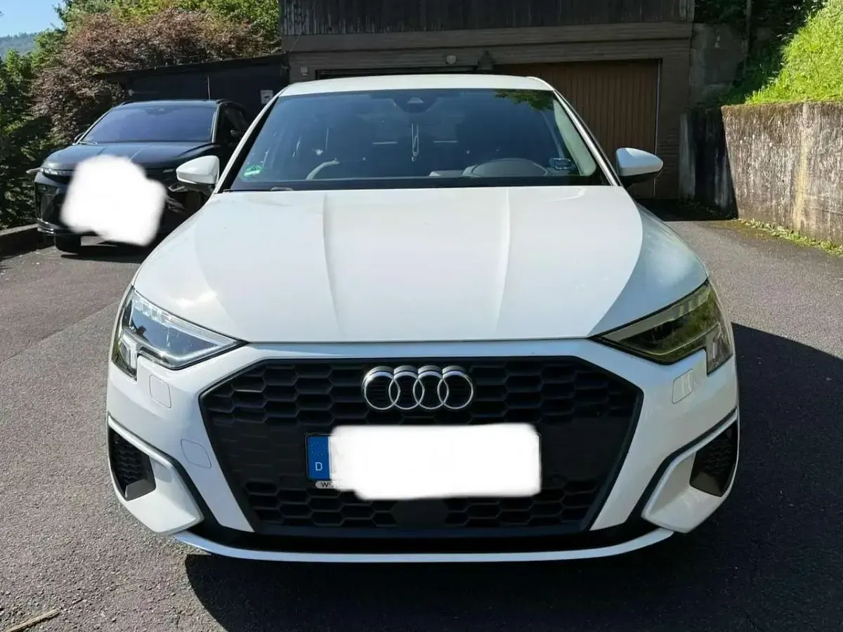 Gebraucht Audi A3 Ambiente 150 PS (110 kW) 2021 Weiß Limousine