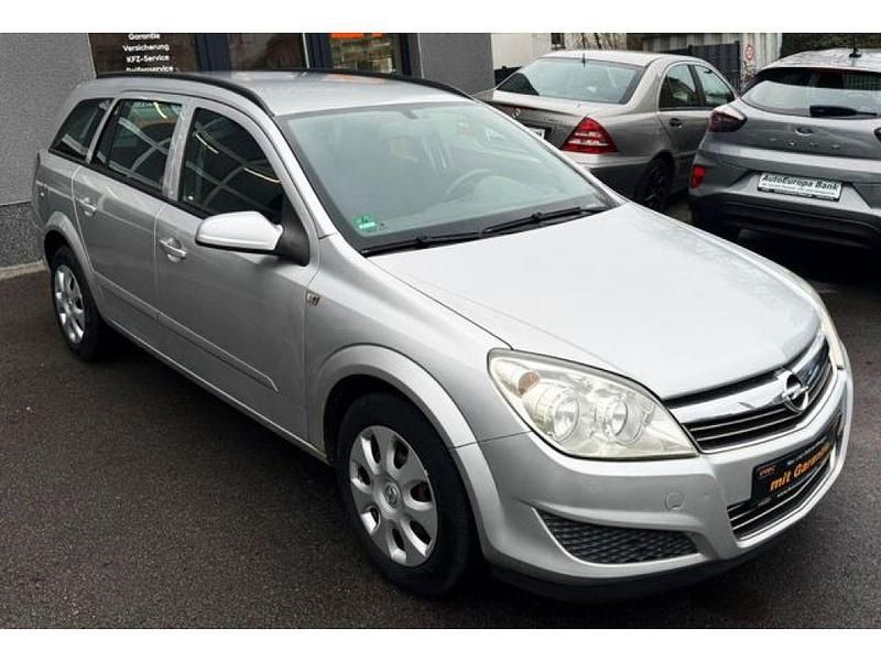 Gebraucht Opel Astra Edition 105 PS (77 kW) 2007 Starsilber iii m2 (metallic) Kombi