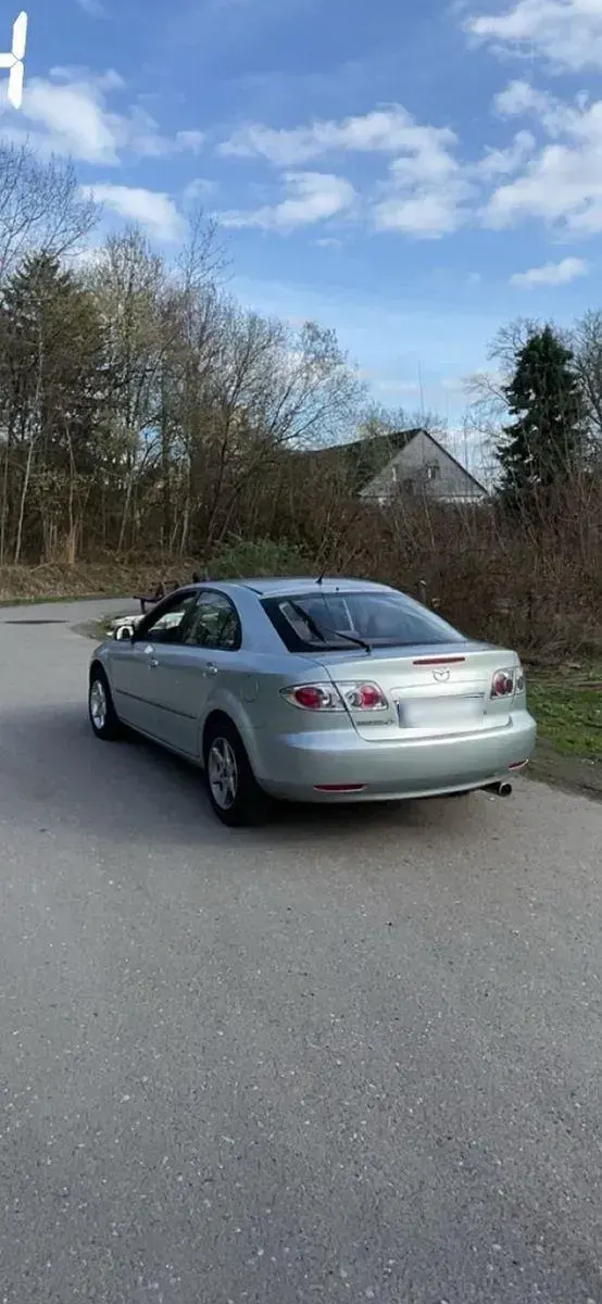 Używany Mazda 6 141 KM (103 kW) 2003 Srebrny Sedan/Limuzyna