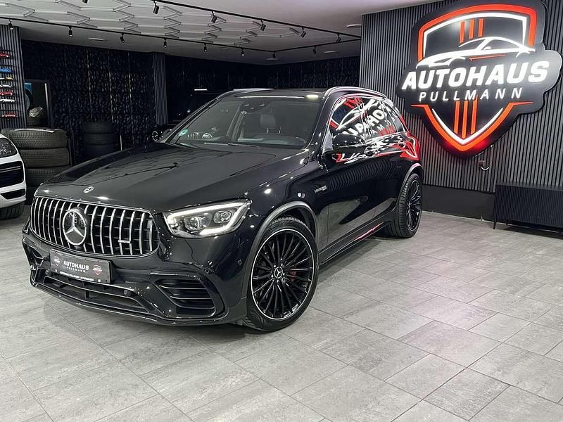 Obsidianschwarz metallic Gebraucht 2020 Mercedes GLC63 AMG AMG SUV | 57.800 € (Fairer Preis) - Bild 1/4