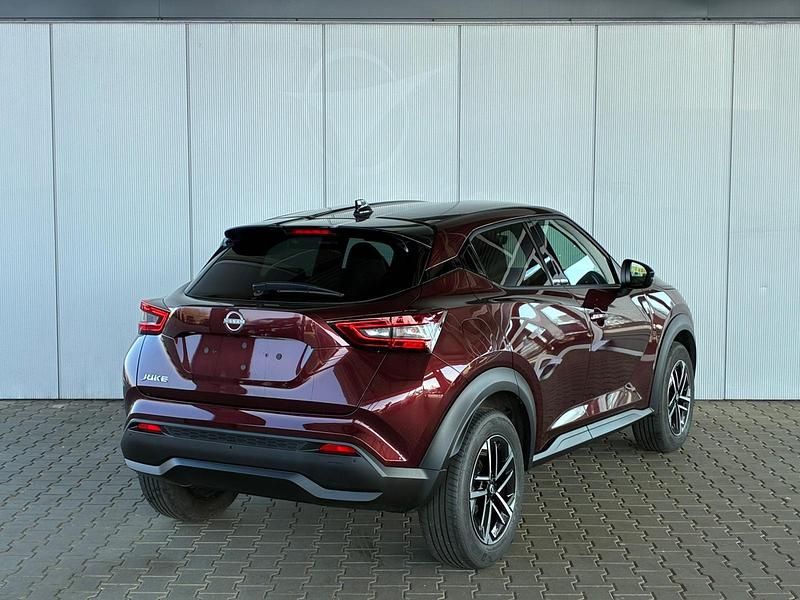 Gebraucht Nissan Juke N-Connecta 114 PS (83 kW) 2024 Burgundy SUV