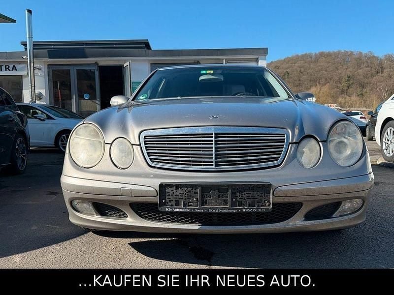 Gebraucht Mercedes E270 Classic 177 PS (130 kW) 2003 Grau Limousine
