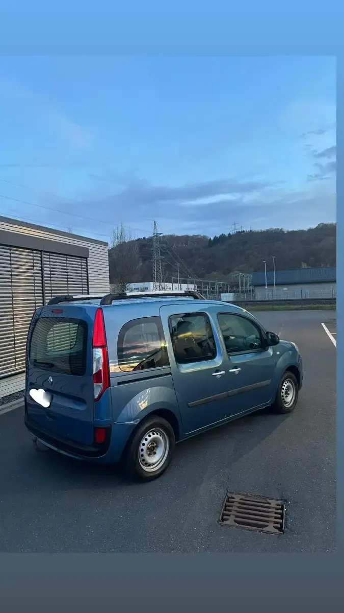 Gebraucht Renault Kangoo 110 PS (80 kW) 2013 Blau Van / Kleinbus