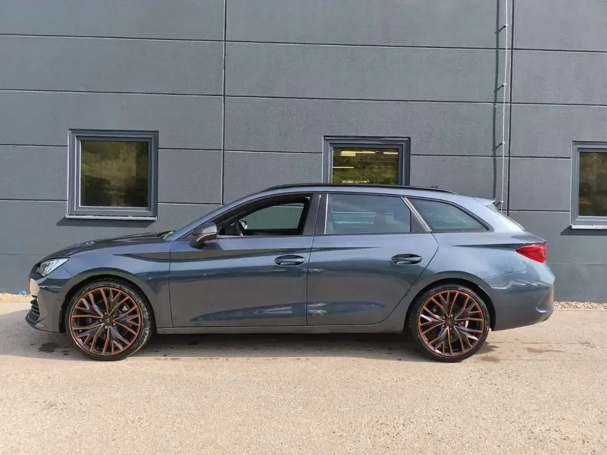 Gebraucht Cupra Leon 245 PS (180 kW) 2023 Grau Kombi