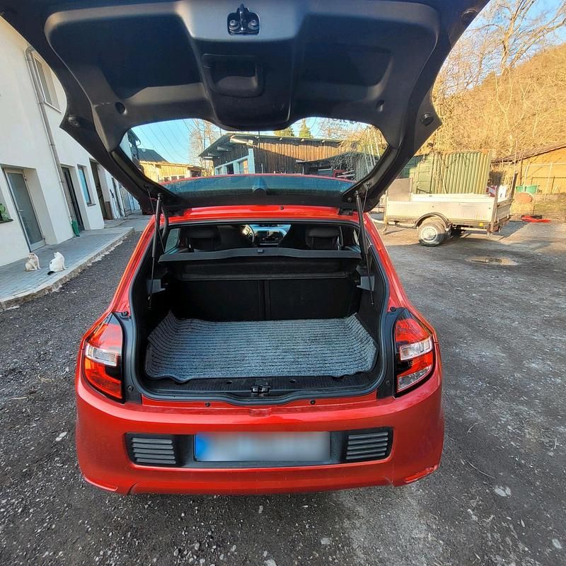 Gebraucht Renault Twingo 52 PS (38 kW) 2018 Rot Kleinwagen