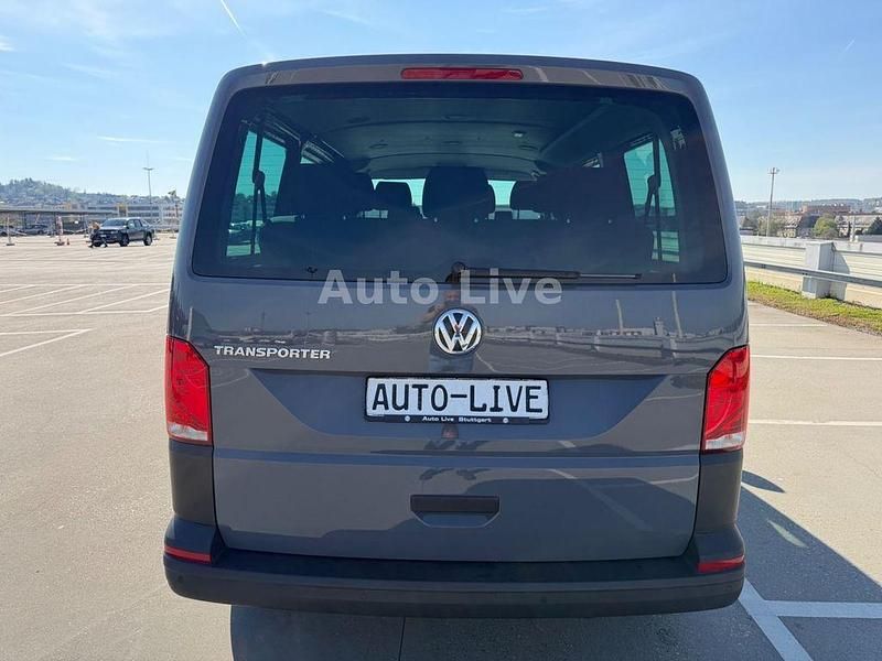 Gebraucht VW Transporter 150 PS (110 kW) 2022 Grau Van