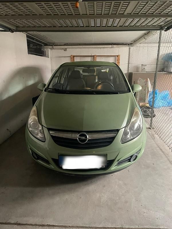 Grün Gebraucht 2009 Opel Corsa Kleinwagen | 800 € - Bild 1/1