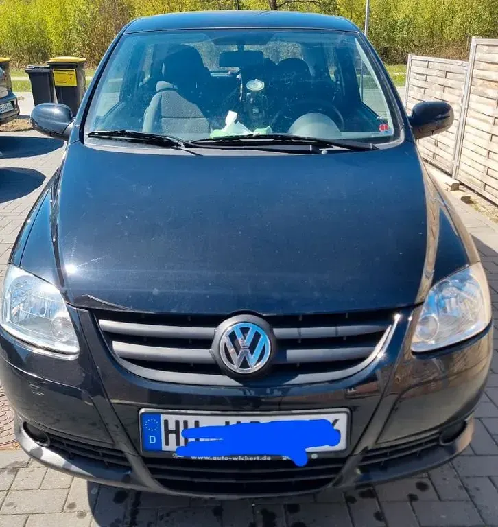 Second-hand VW Fox 75 CP (55 kW) 2009 Negru Hatchback