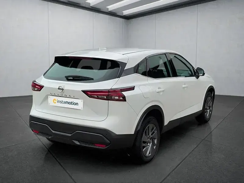 Gebraucht Nissan Qashqai 140 PS (102 kW) 2022 Weiß SUV