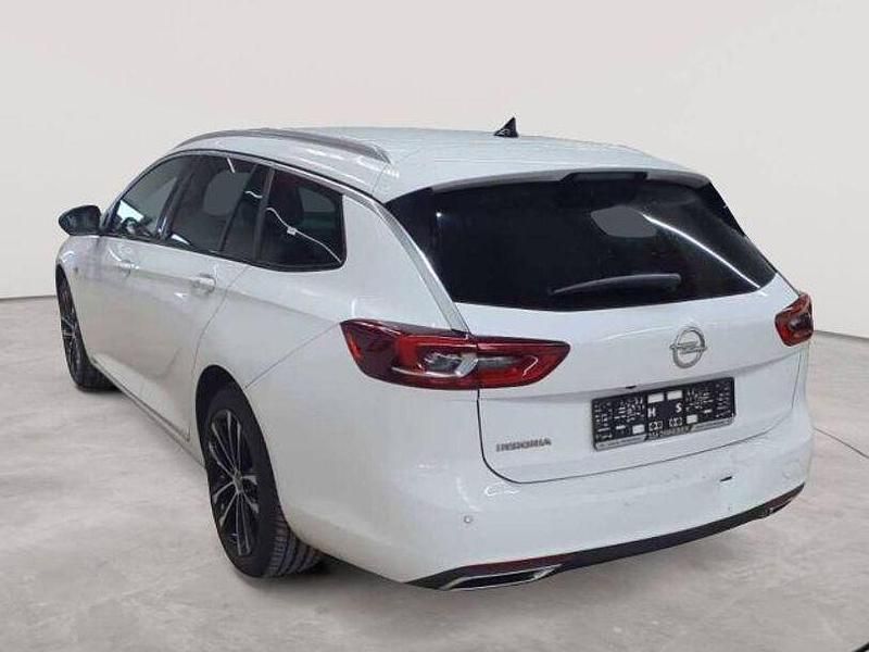 Gebraucht Opel Insignia Business 174 PS (127 kW) 2022 Jade weiß Kombi