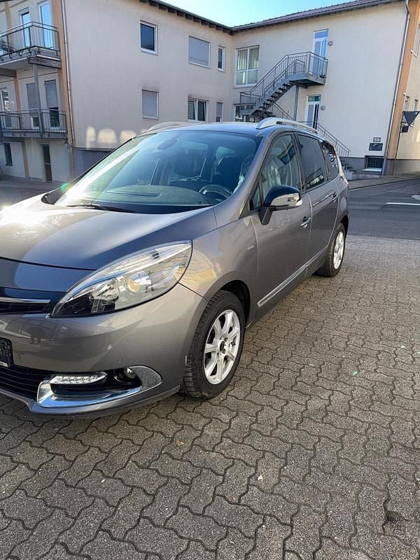 Gebraucht Renault Scénic III 132 PS (97 kW) 2015 Grau Van / Kleinbus